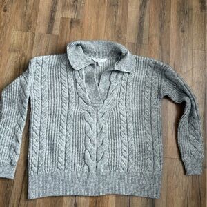 Time and Tru V-Neck Gray Woman’s  Sweater